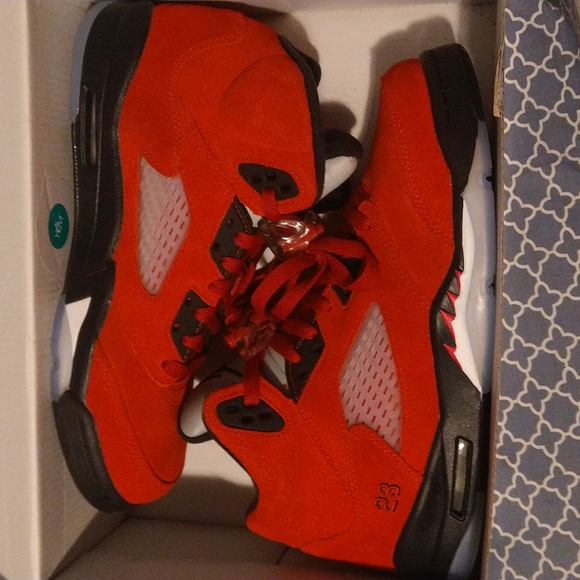 Red Air Jordan 5 retro gs size 7 - Picture 1 of 4